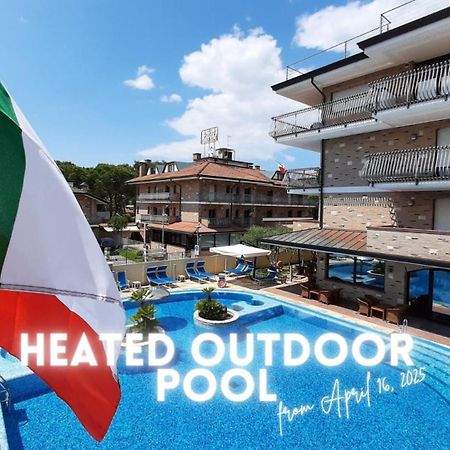Hotel&Wellness Fra I Pini Lignano Sabbiadoro Eksteriør bilde