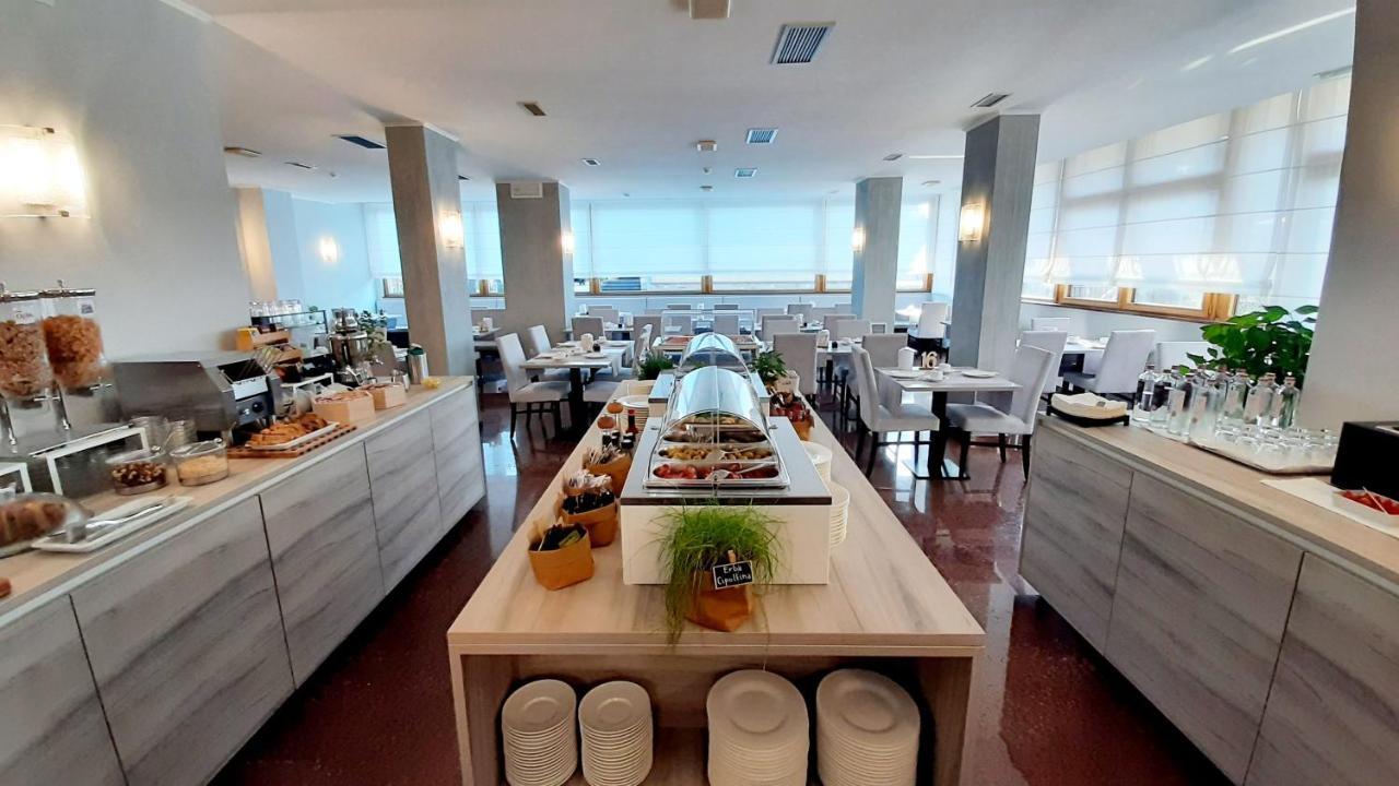 Hotel&Wellness Fra I Pini Lignano Sabbiadoro Eksteriør bilde